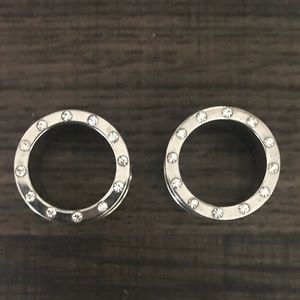 Silver ear plug/gauge